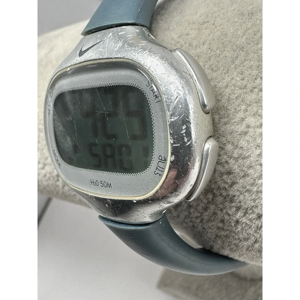 Scratched Nike WR0106 New‎ Battery Imara Ladies Watch 37MM 6.5